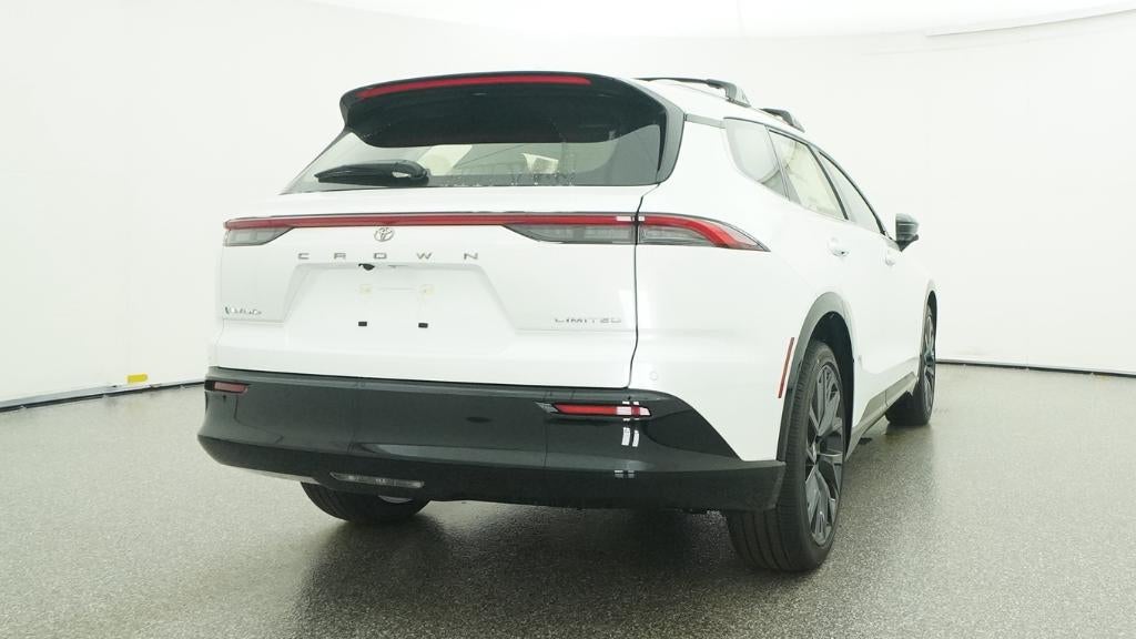 2026 Toyota Toyota Crown Signia Limited