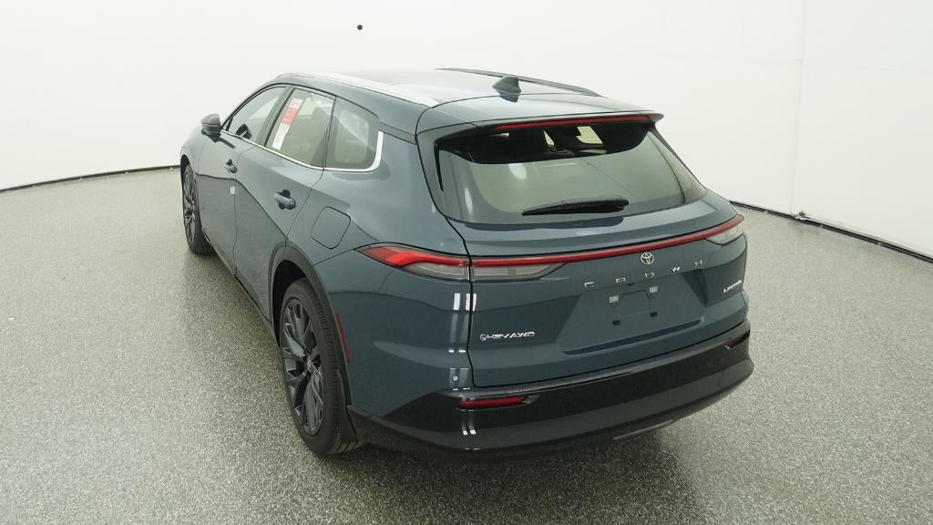 2025 Toyota Toyota Crown Signia Limited