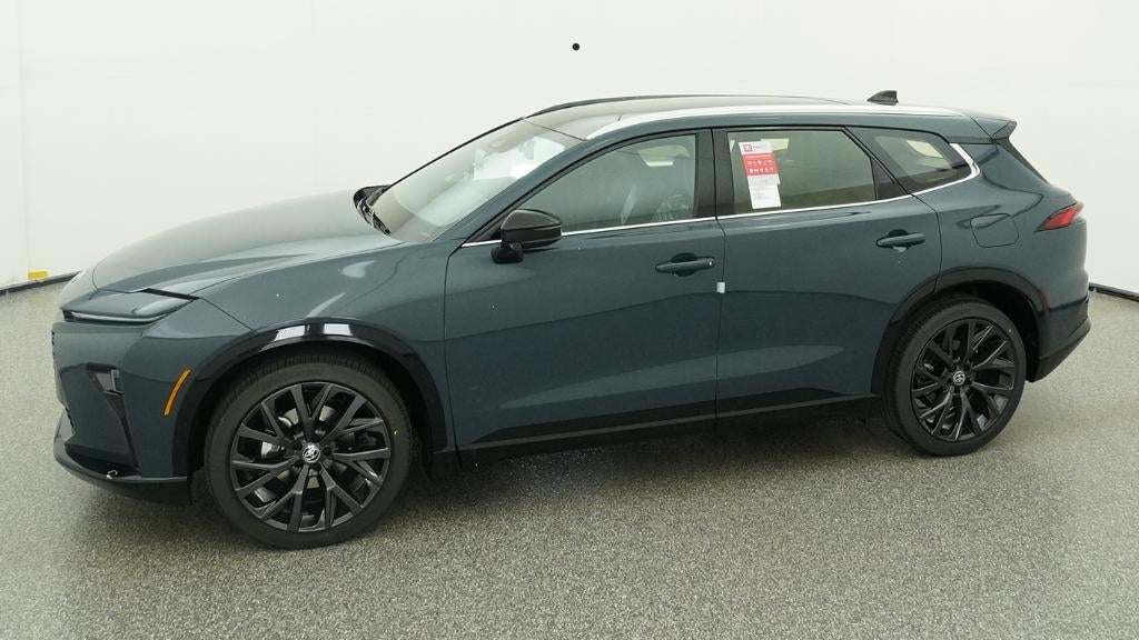 2026 Toyota Toyota Crown Signia Limited