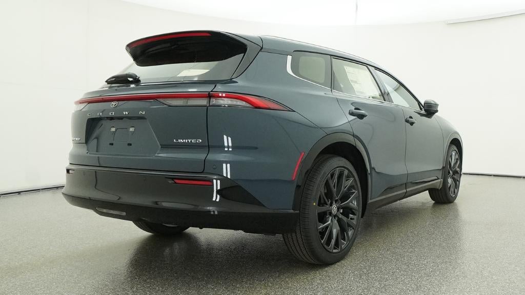 2026 Toyota Toyota Crown Signia Limited