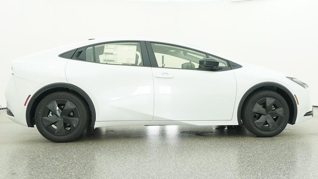 2027 Toyota Prius LE