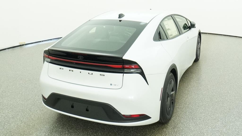 2027 Toyota Prius LE