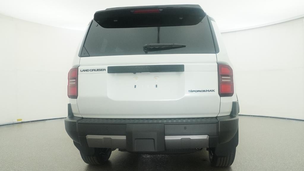 2027 Toyota Land Cruiser 4WD (Natl)