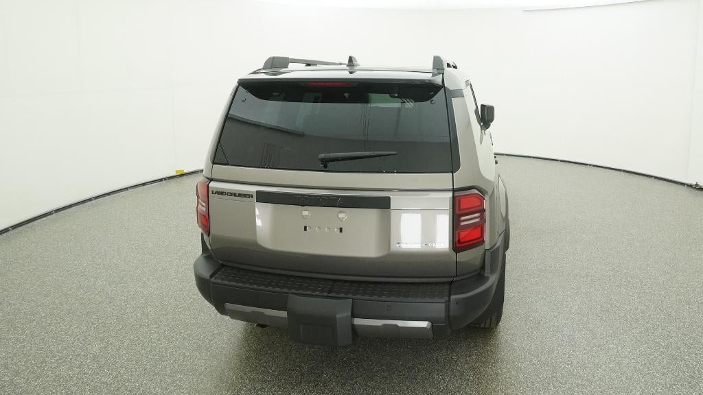 2026 Toyota Land Cruiser 4WD (Natl)