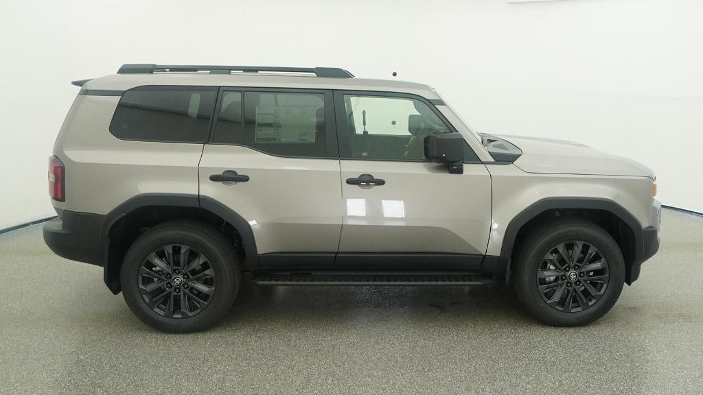 2027 Toyota Land Cruiser 4WD (Natl)