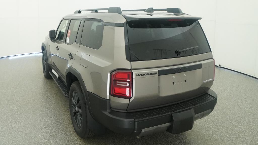 2027 Toyota Land Cruiser 4WD (Natl)