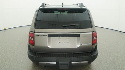 2027 Toyota Land Cruiser 4WD (Natl)