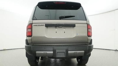 2027 Toyota Land Cruiser Base