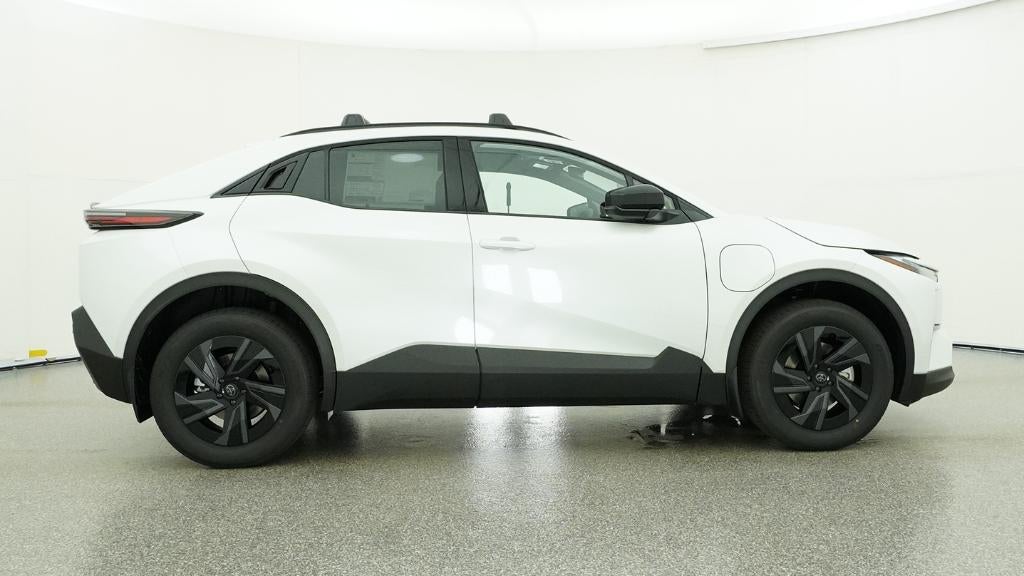 2026 Toyota C-HR SE