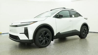 2026 Toyota C-HR SE