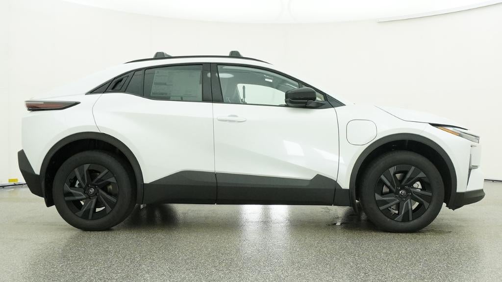 2026 Toyota C-HR SE