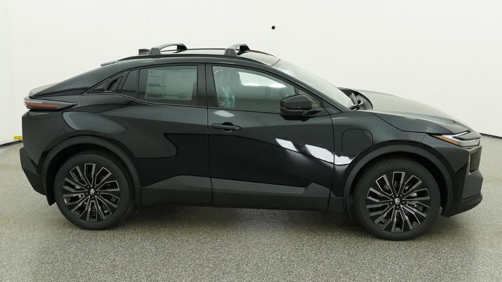 2026 Toyota C-HR XSE