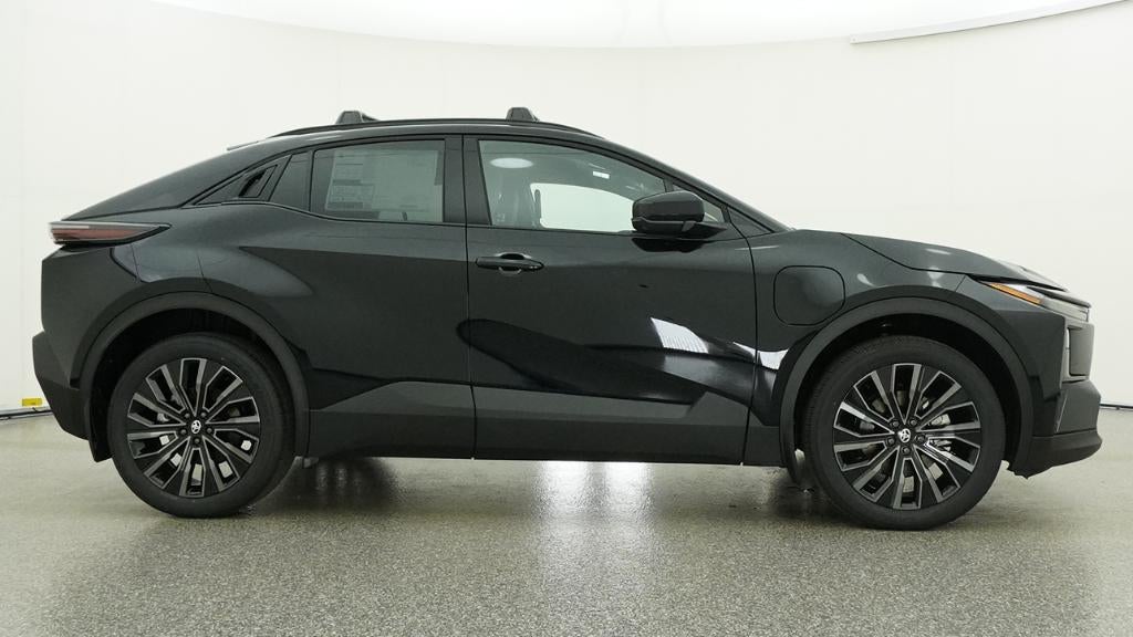 2026 Toyota C-HR XSE