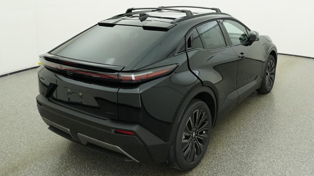 2026 Toyota C-HR XSE