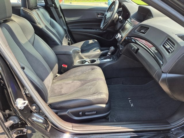 2022 Acura ILX w/Technology/A-SPEC Package
