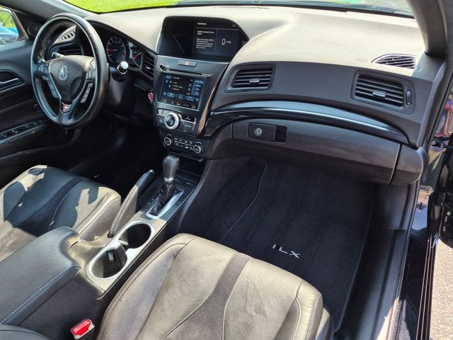 2022 Acura ILX w/Technology/A-SPEC Package