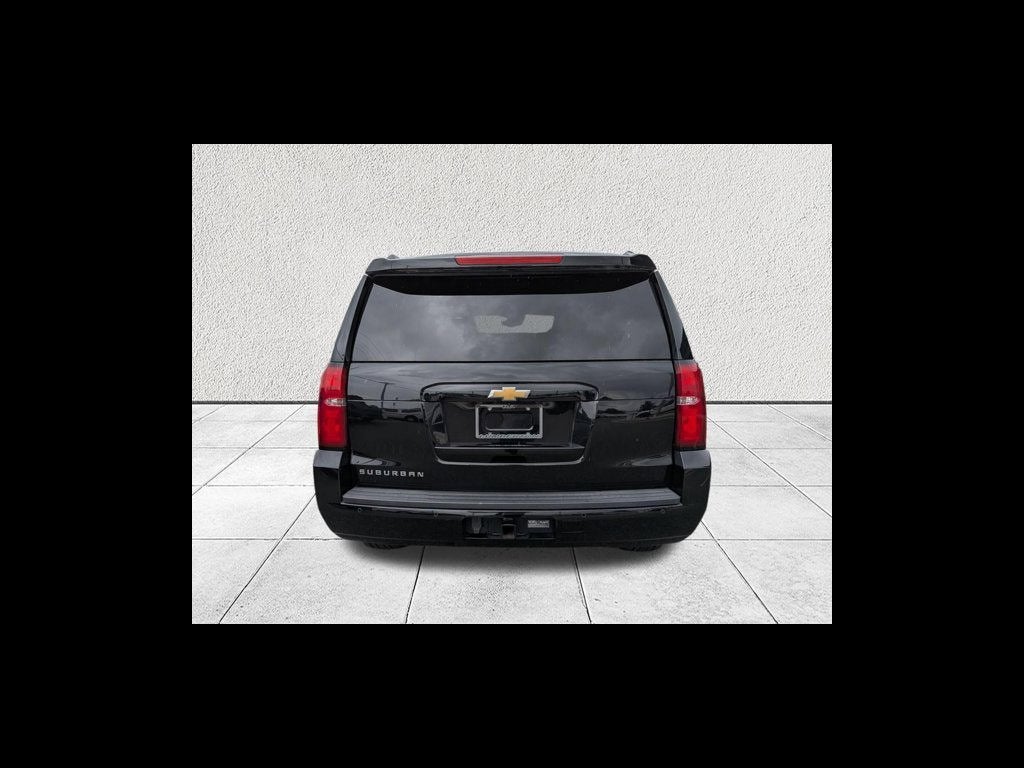 2016 Chevrolet Suburban LT