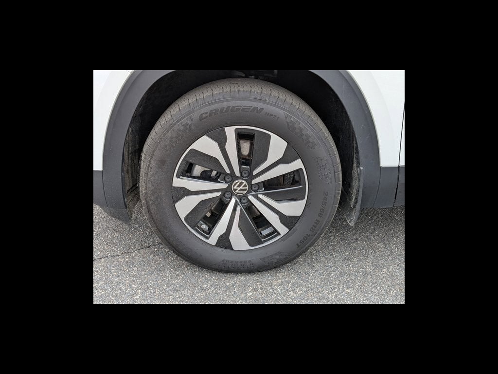 2024 Volkswagen Atlas 2.0T SE