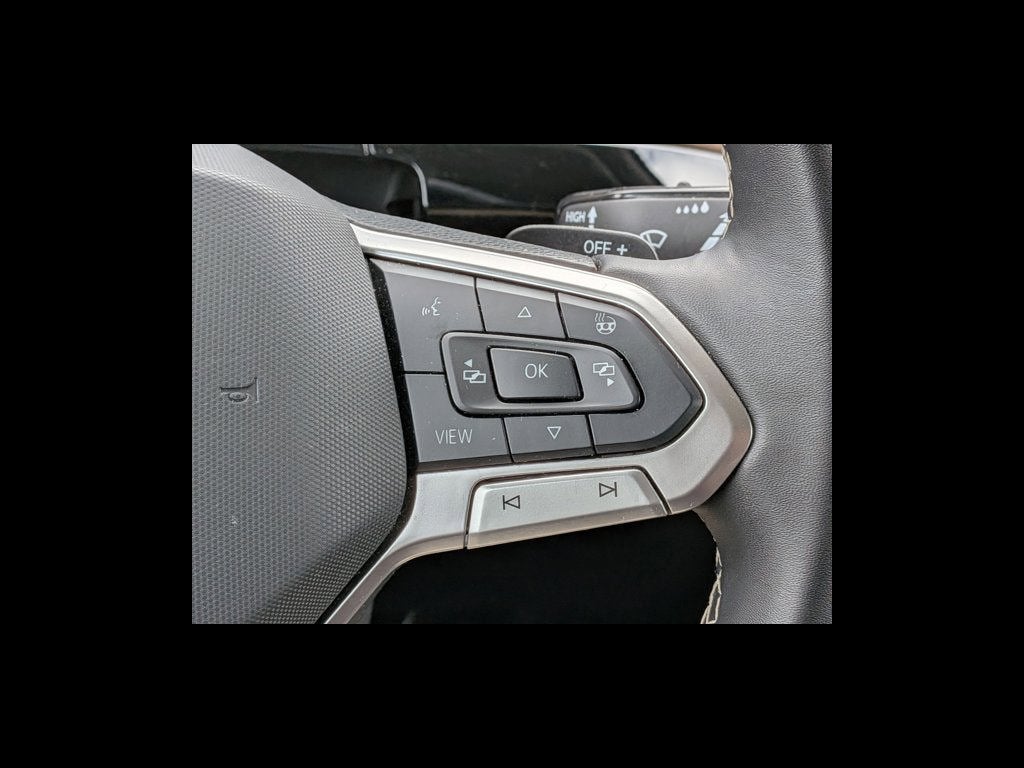 2024 Volkswagen Atlas 2.0T SE