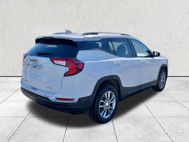 2024 GMC Terrain SLT