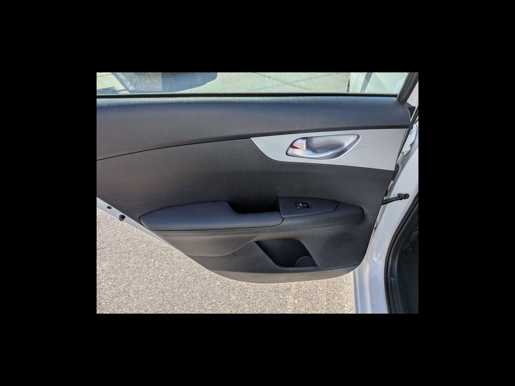 2023 Kia Forte LX