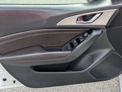 2018 Mazda Mazda3 5-Door Touring