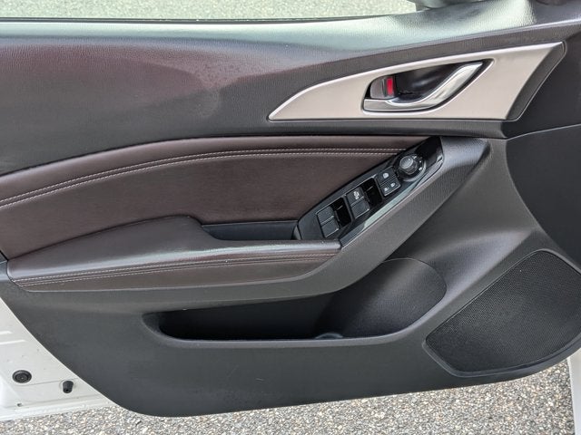 2018 Mazda Mazda3 5-Door Touring