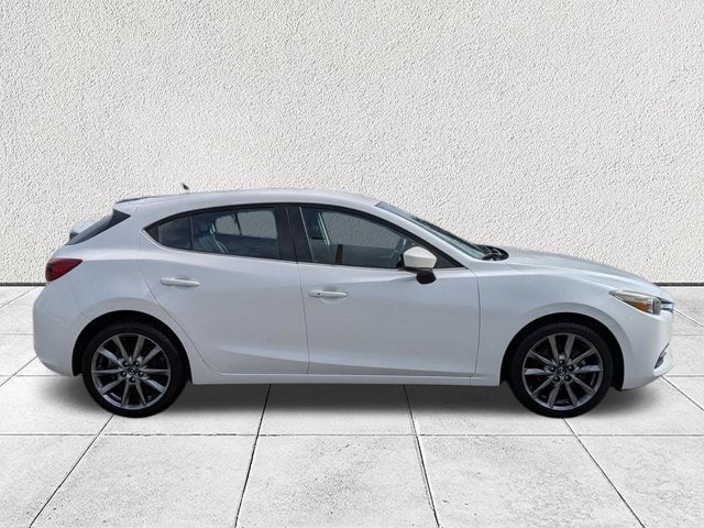 2018 Mazda Mazda3 5-Door Touring