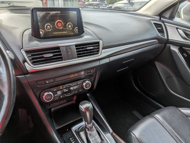 2018 Mazda Mazda3 5-Door Touring