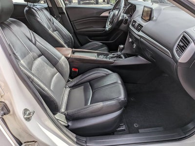 2018 Mazda Mazda3 5-Door Touring