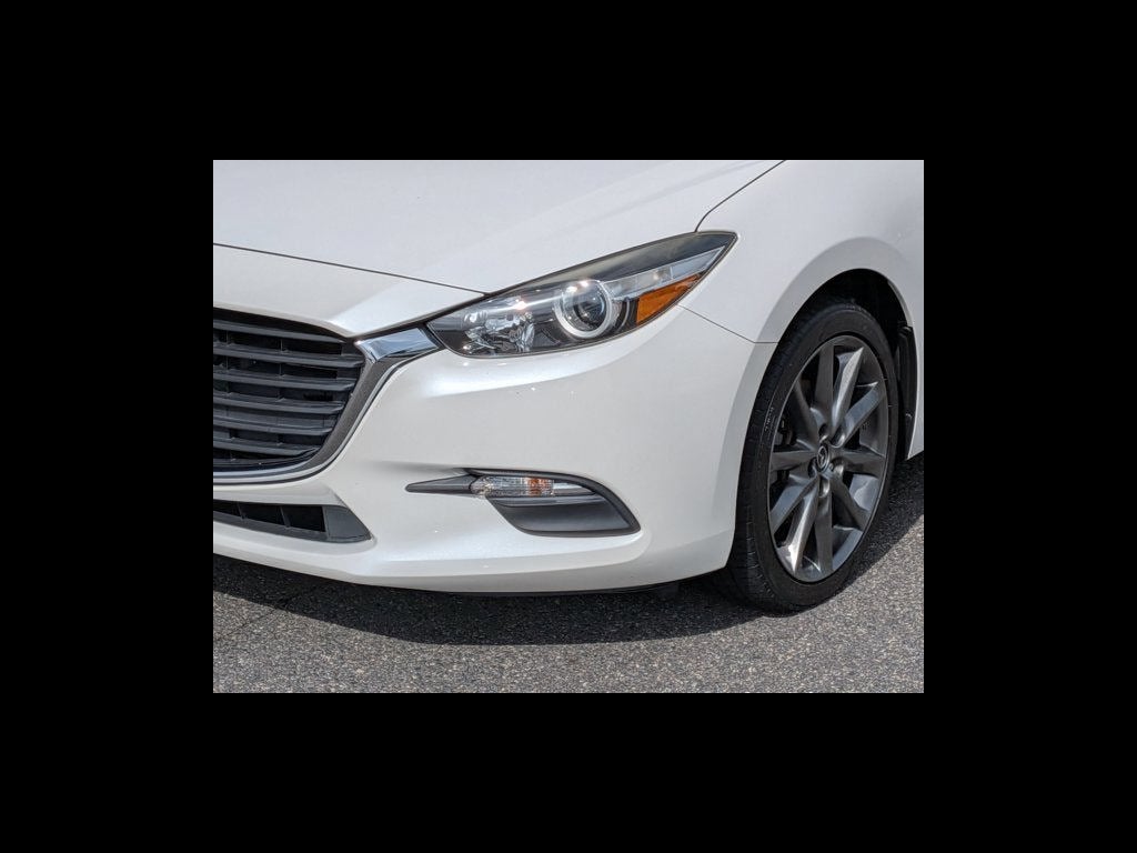 2018 Mazda Mazda3 5-Door Touring
