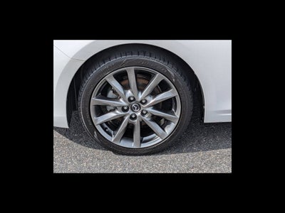 2018 Mazda Mazda3 5-Door Touring