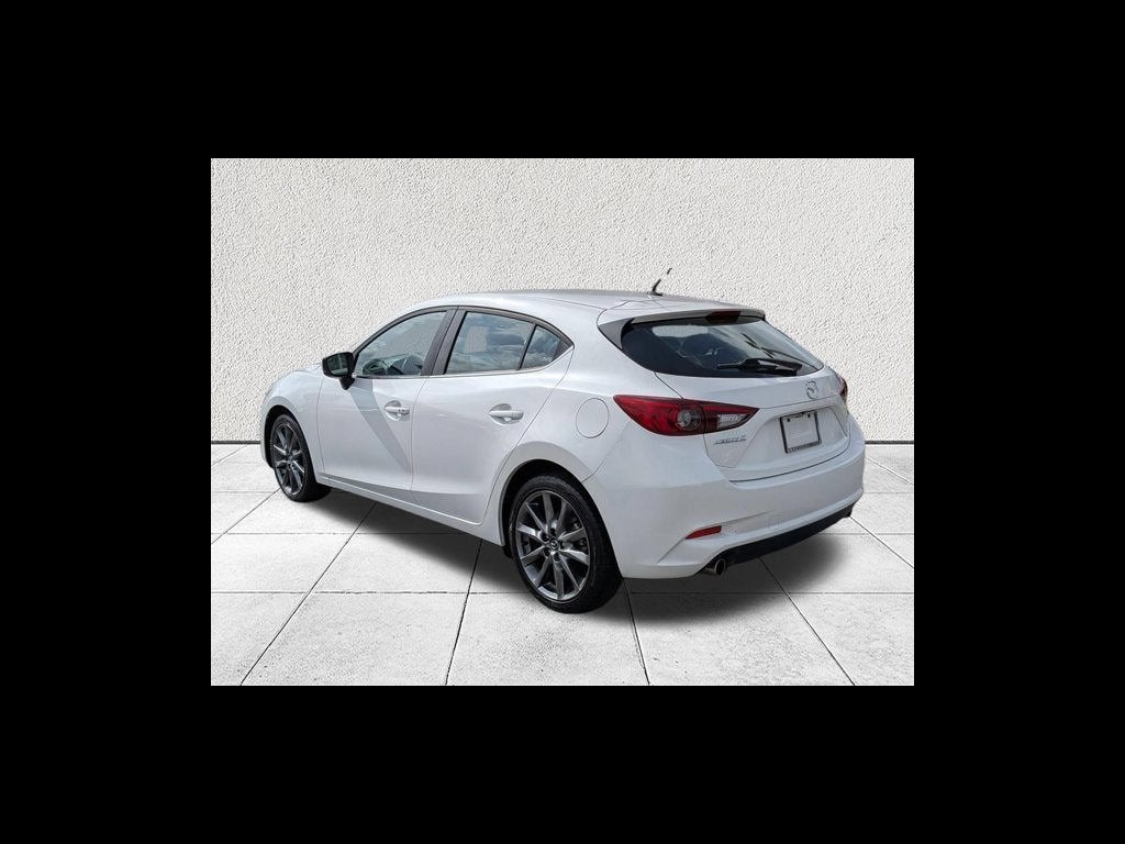 2018 Mazda Mazda3 5-Door Touring