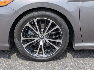 2018 Toyota Camry Hybrid LE