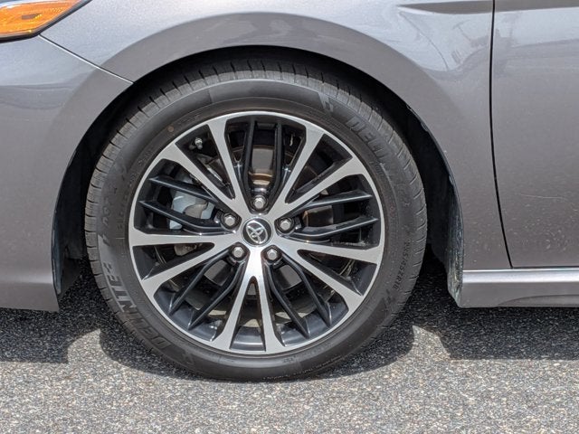 2018 Toyota Camry Hybrid LE