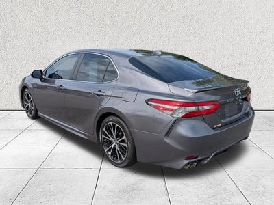 2018 Toyota Camry Hybrid LE