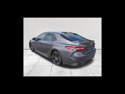 2018 Toyota Camry Hybrid LE