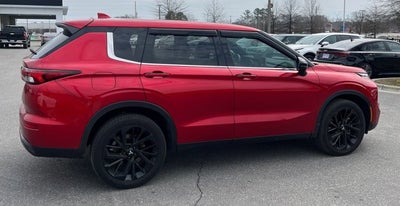 2024 Mitsubishi Outlander SE Black Edition