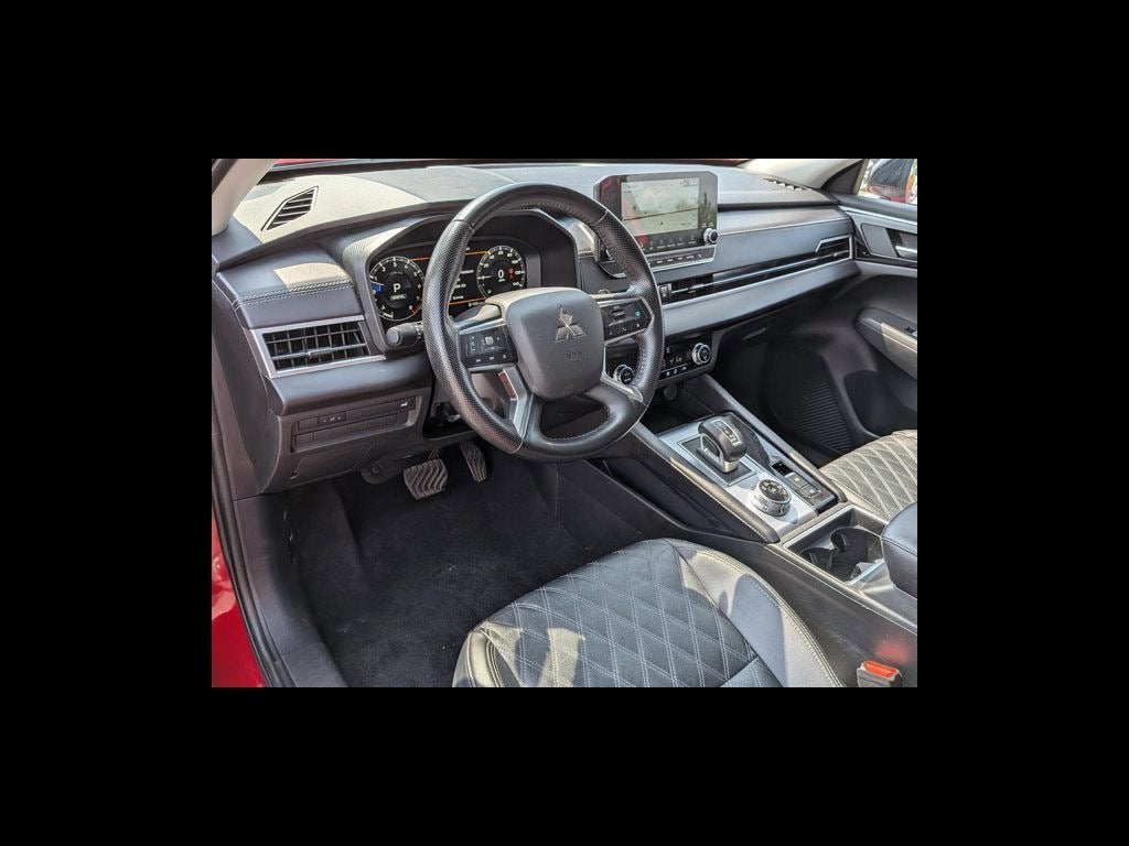 2024 Mitsubishi Outlander SEL