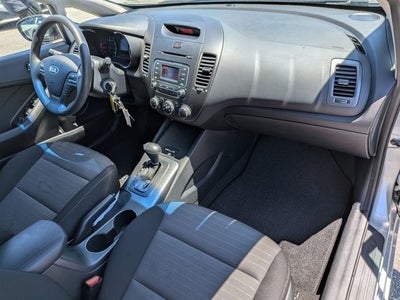 2016 Kia Forte 5-Door LX