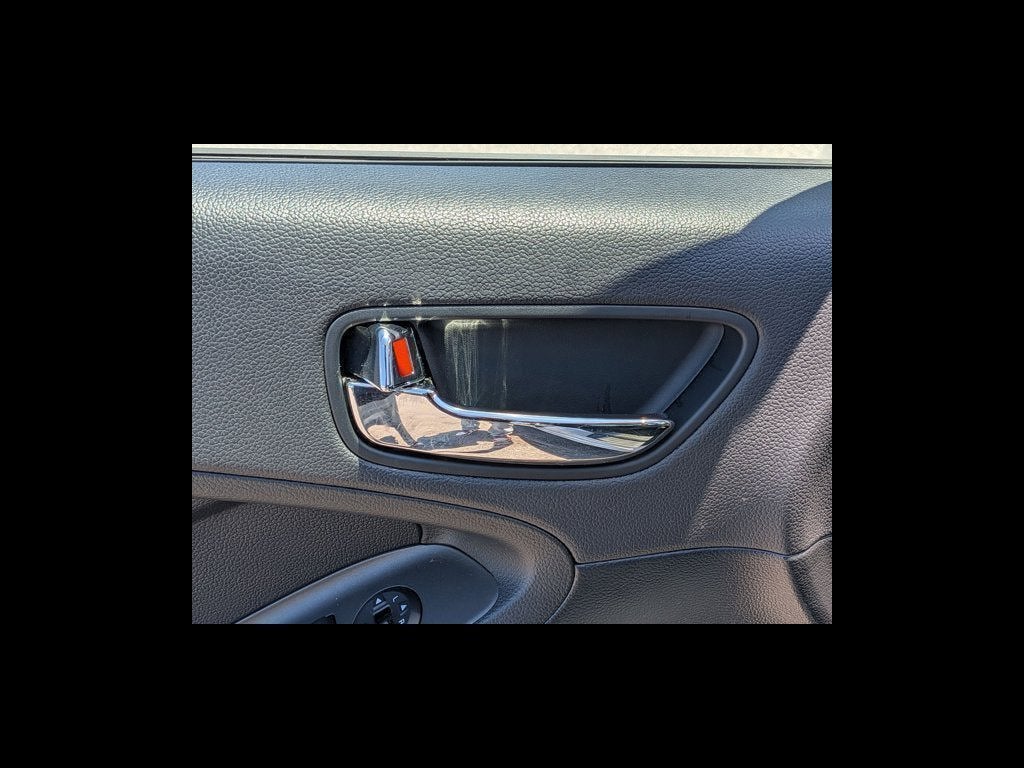 2016 Kia Forte 5-Door LX
