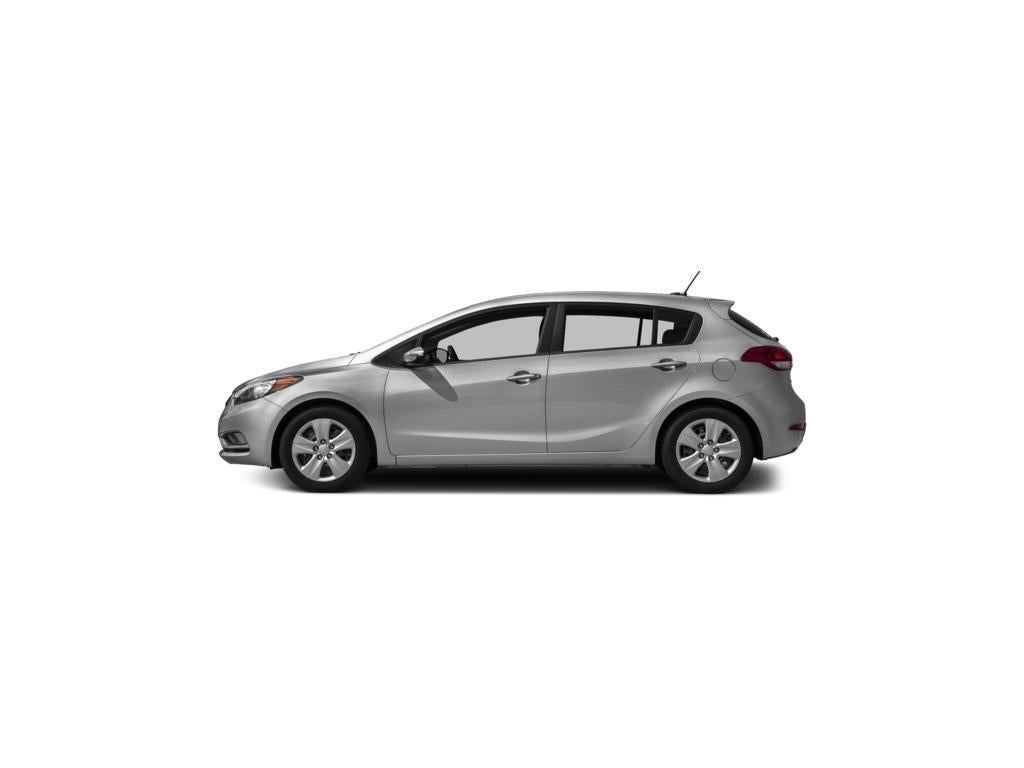 2016 Kia Forte 5-Door LX