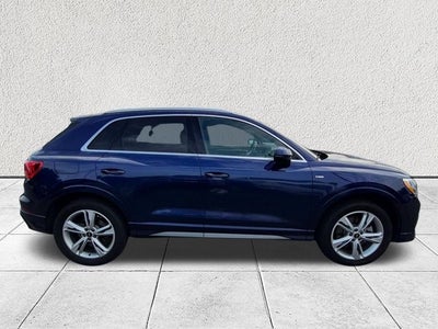 2022 Audi Q3 S line Premium