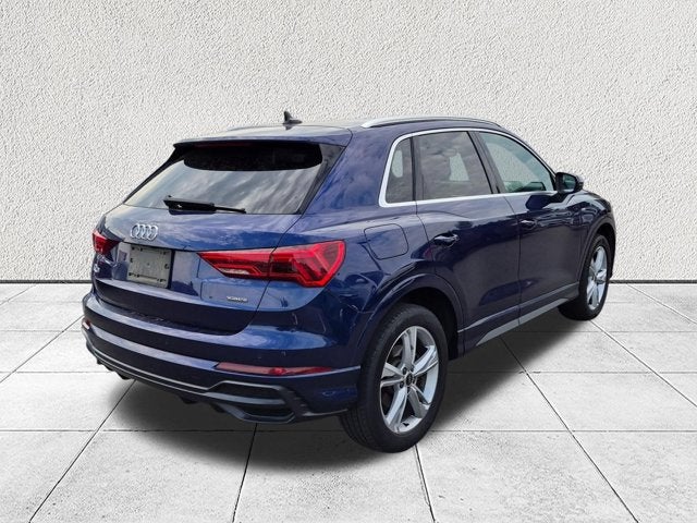 2022 Audi Q3 S line Premium
