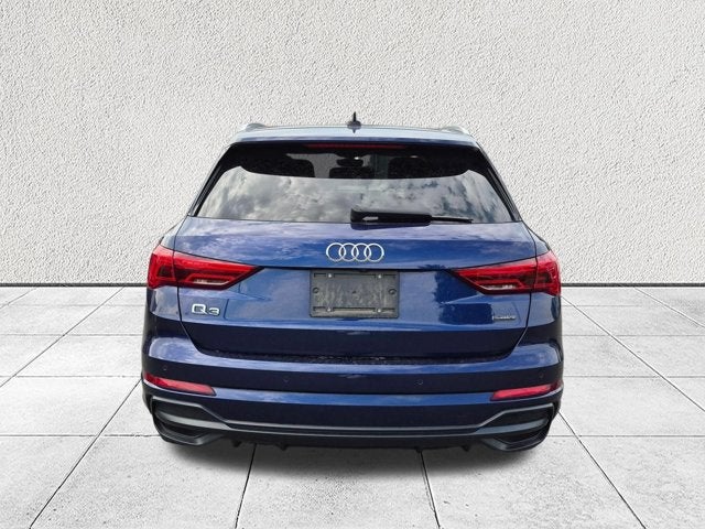 2022 Audi Q3 S line Premium