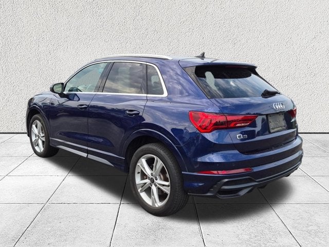2022 Audi Q3 S line Premium