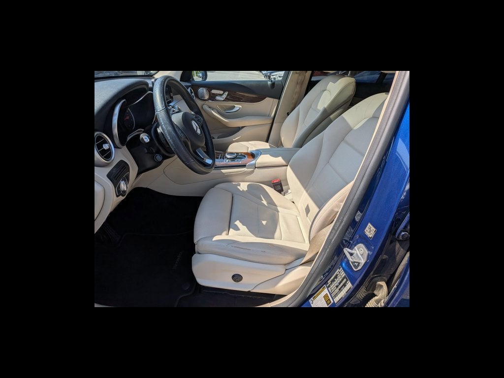 2019 Mercedes-Benz GLC GLC 300