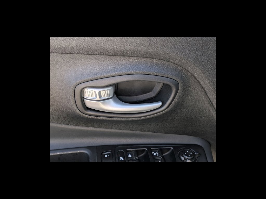 2023 Jeep Renegade Upland