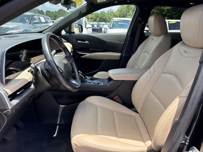 2024 Cadillac XT4 AWD Luxury