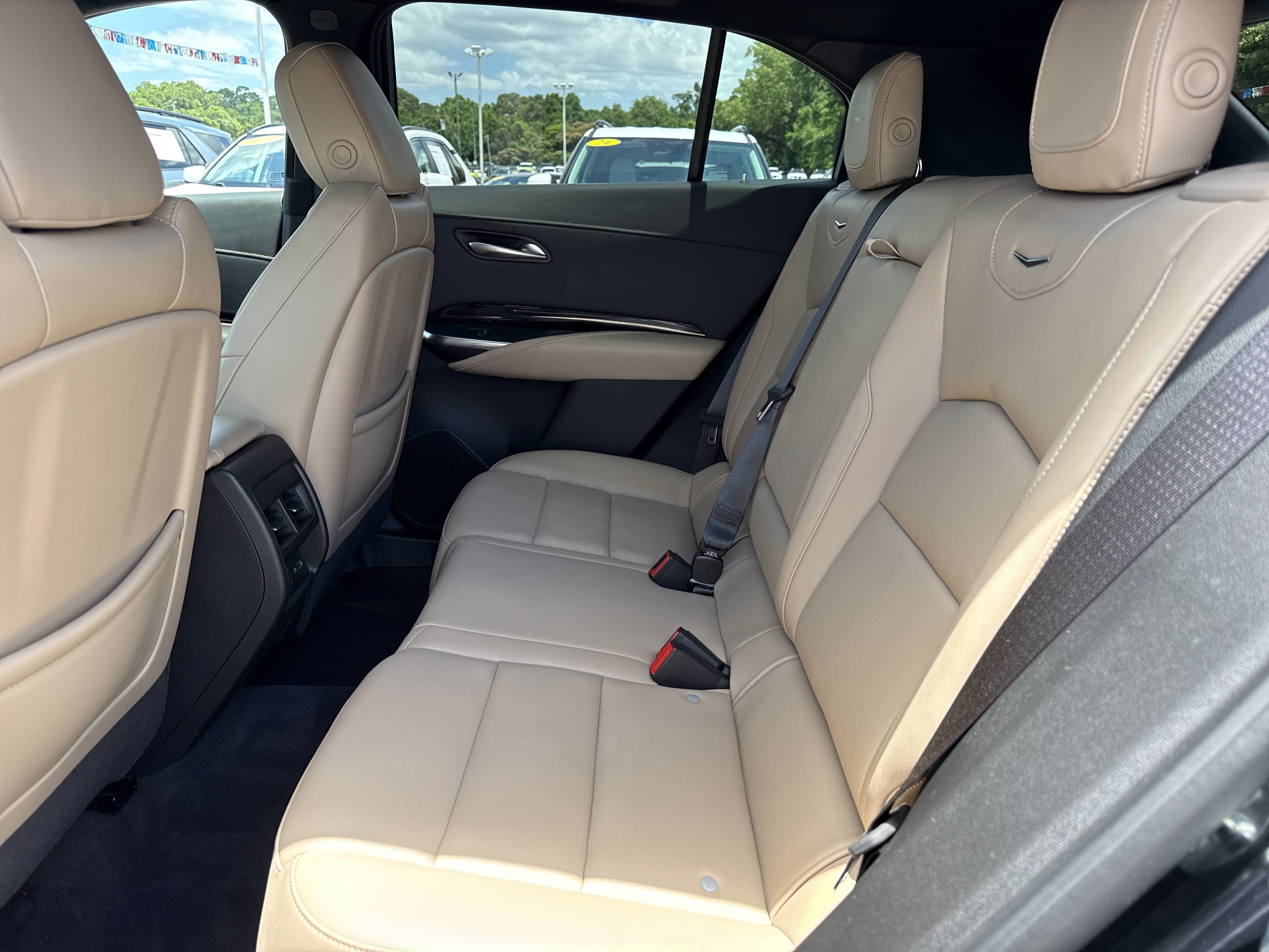 2024 Cadillac XT4 AWD Luxury